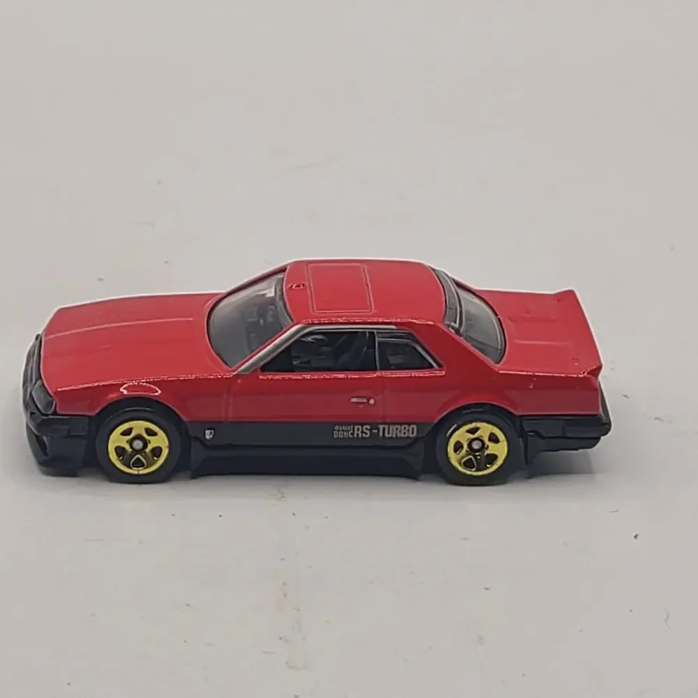 Hot Wheels ‘82 Nissan Skyline R30 Red 1:64 **LOOSE**